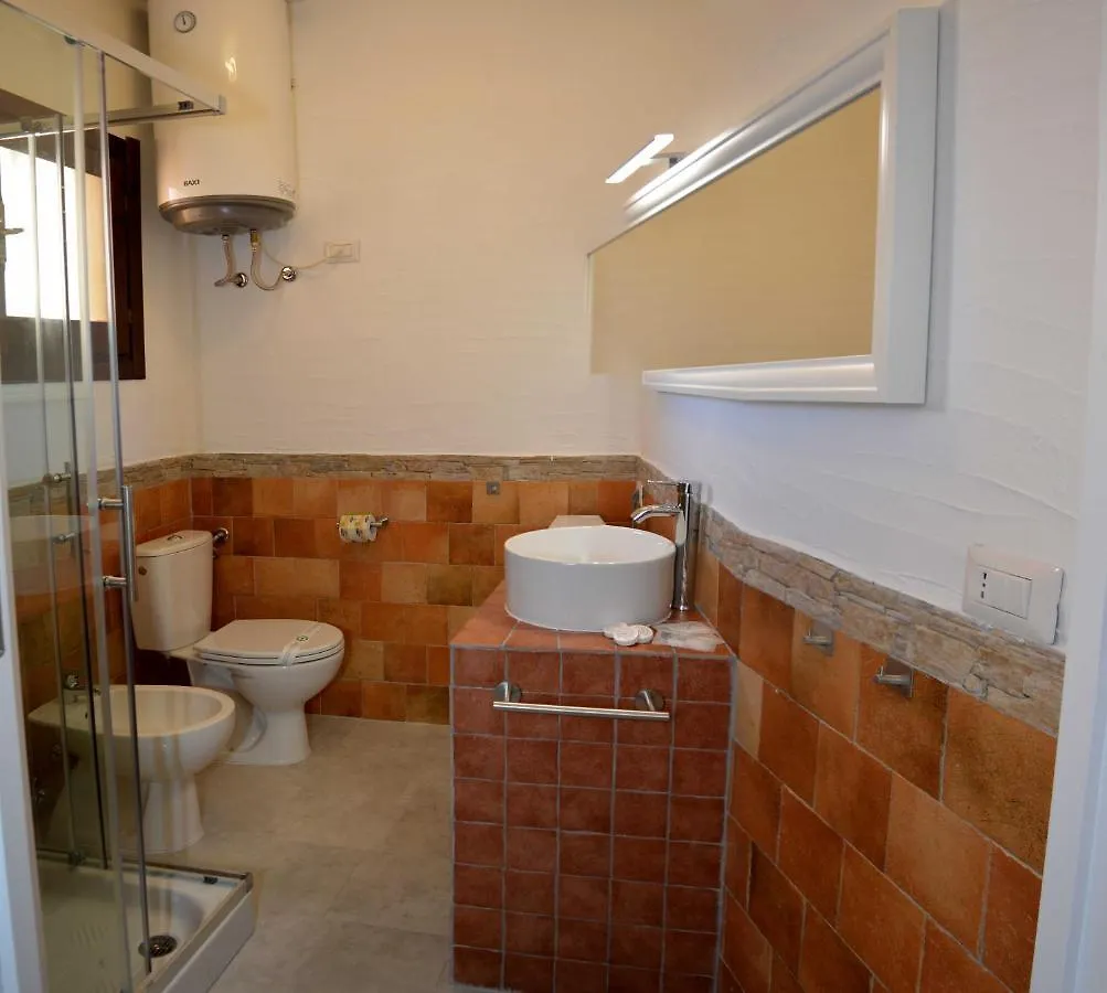Moderno E Ampio Trilocale Villa Porto Pozzo Italy